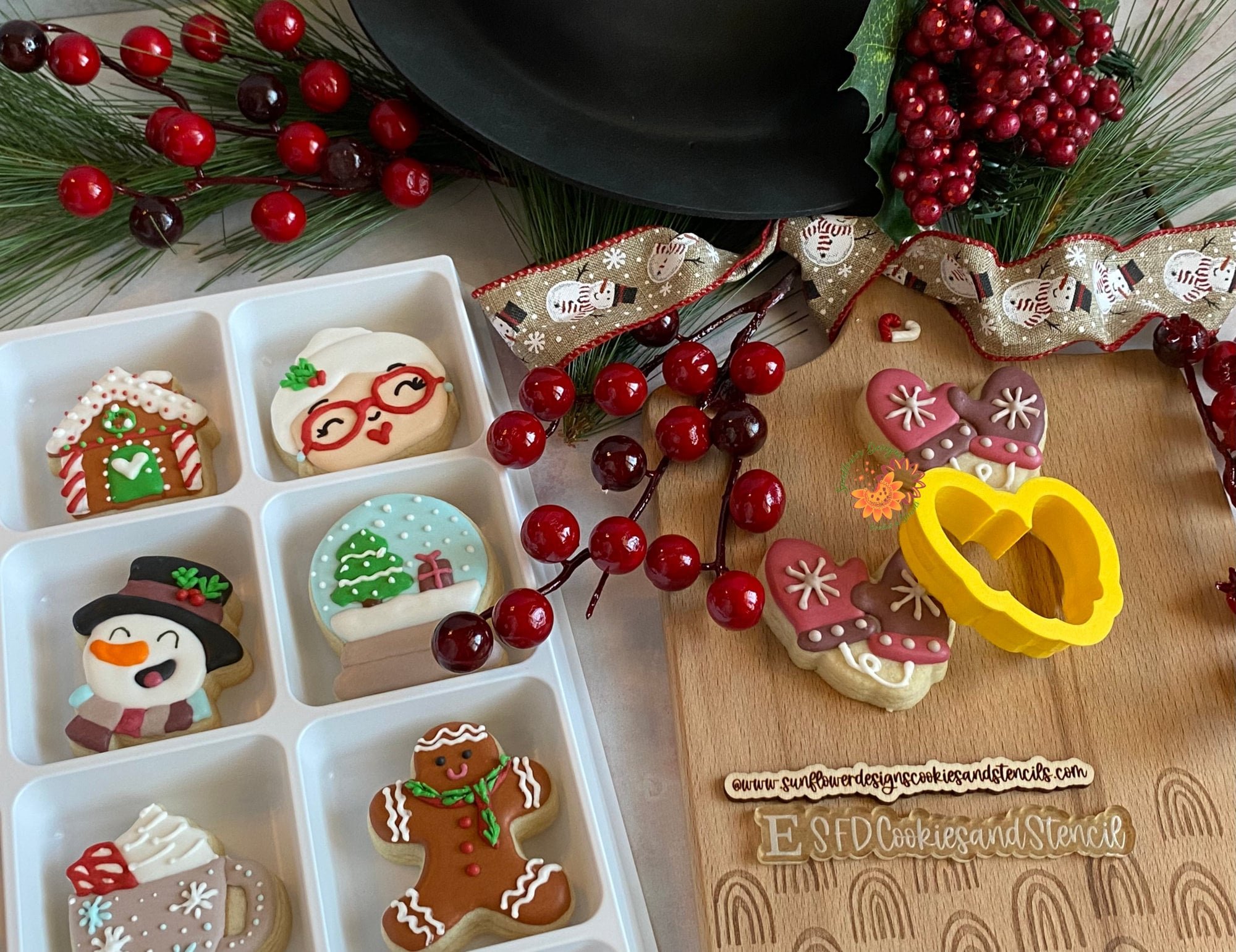 Winter Mittens Cookie Cutter