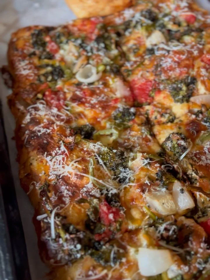 Good Morning folks!

We&rsquo;ll be at the market this morning! Come by - let us feed you! There&rsquo;s loads of seasonal goodies and stoked to switch up the quiche this week which is a potato, dill, gruyere, and smoked salmon! I brought a couple wh