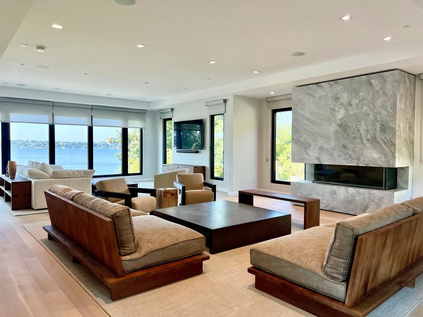 Lloyd Harbor — Ideazione Design