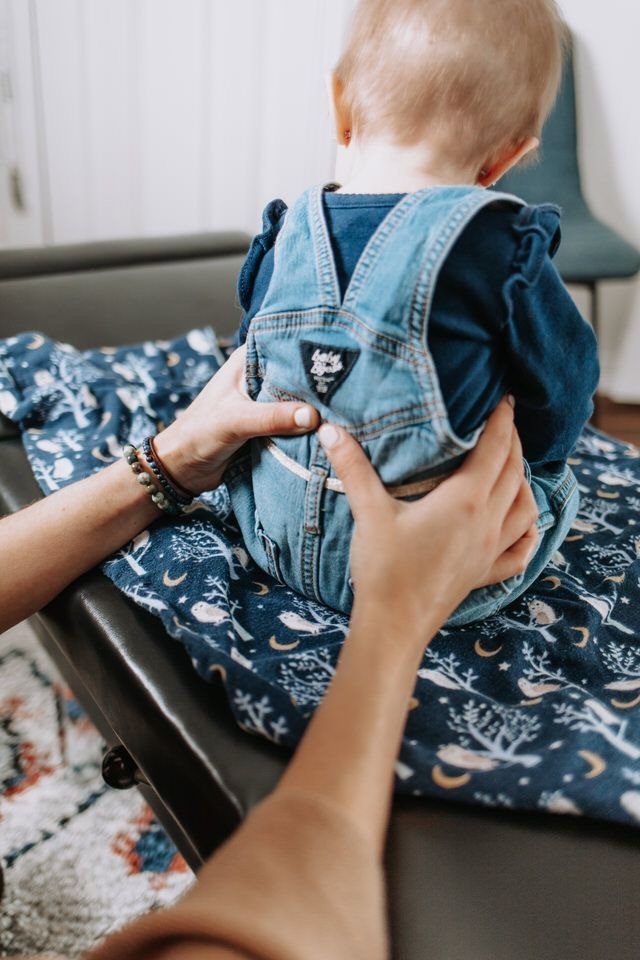 Osteopathic assessment of a baby