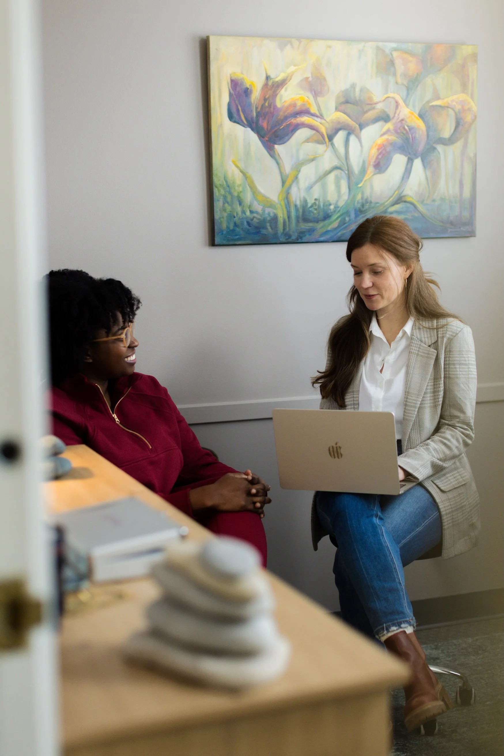 functional health practitioner having a consultation with client