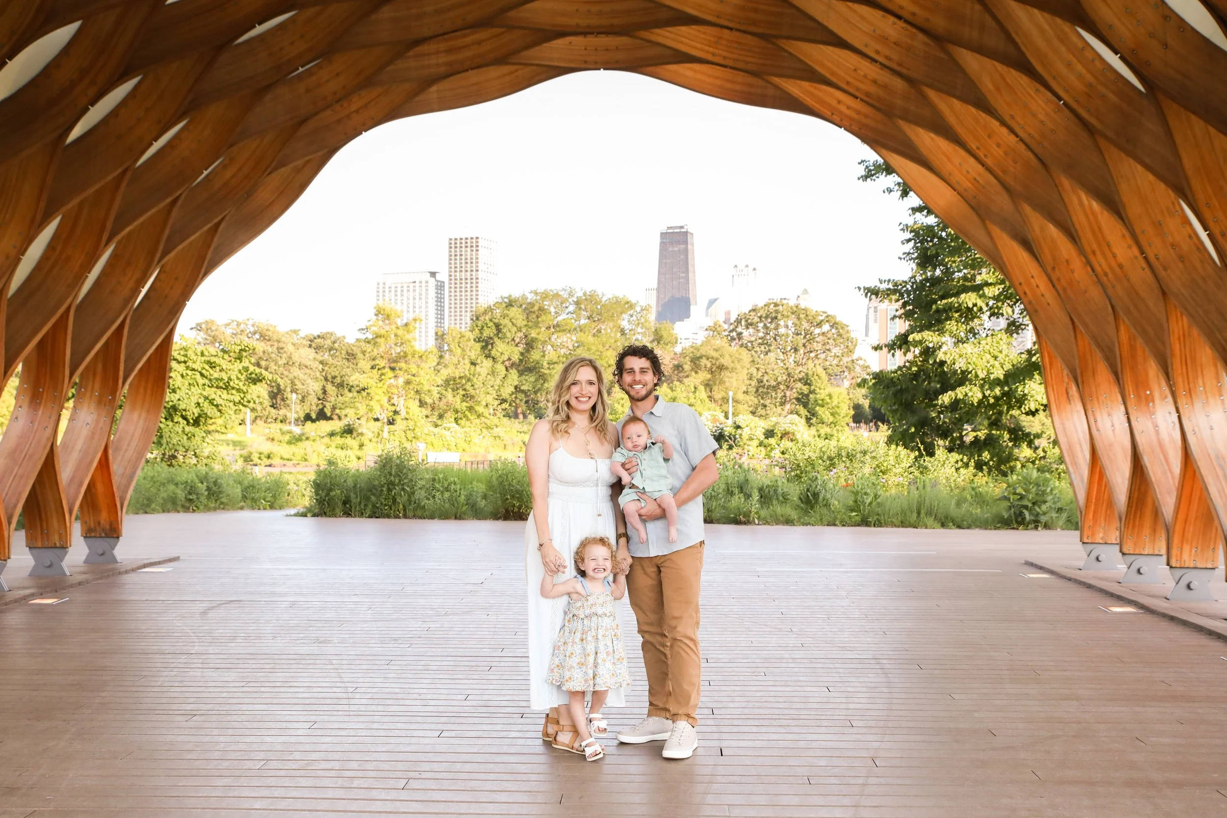 Chicago Family Portrait Lincoln Park Nature Boardwalk