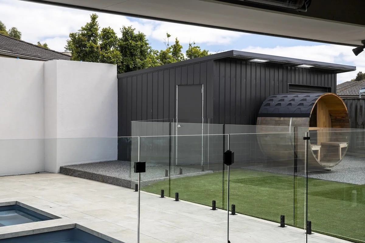 Glass pool fencing clear and clean with professional coating