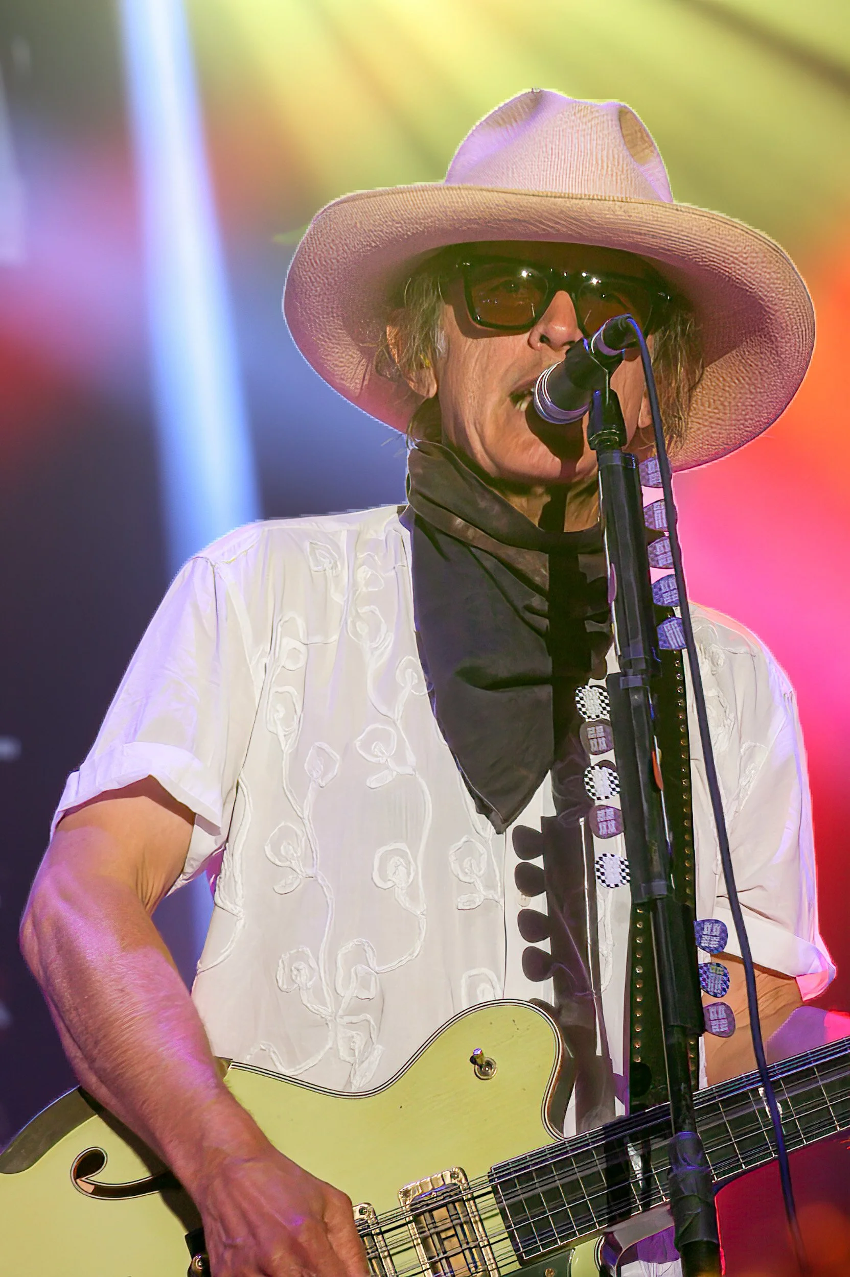 Tom Petersson, bassist of Cheap Trick, performing live at Rocklahoma, Ok on 5/27/2018 — concert photography by Carlos Novais