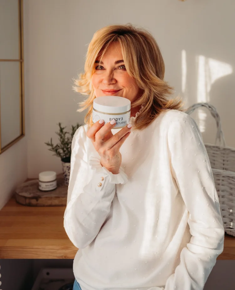 About — Anthea Turner