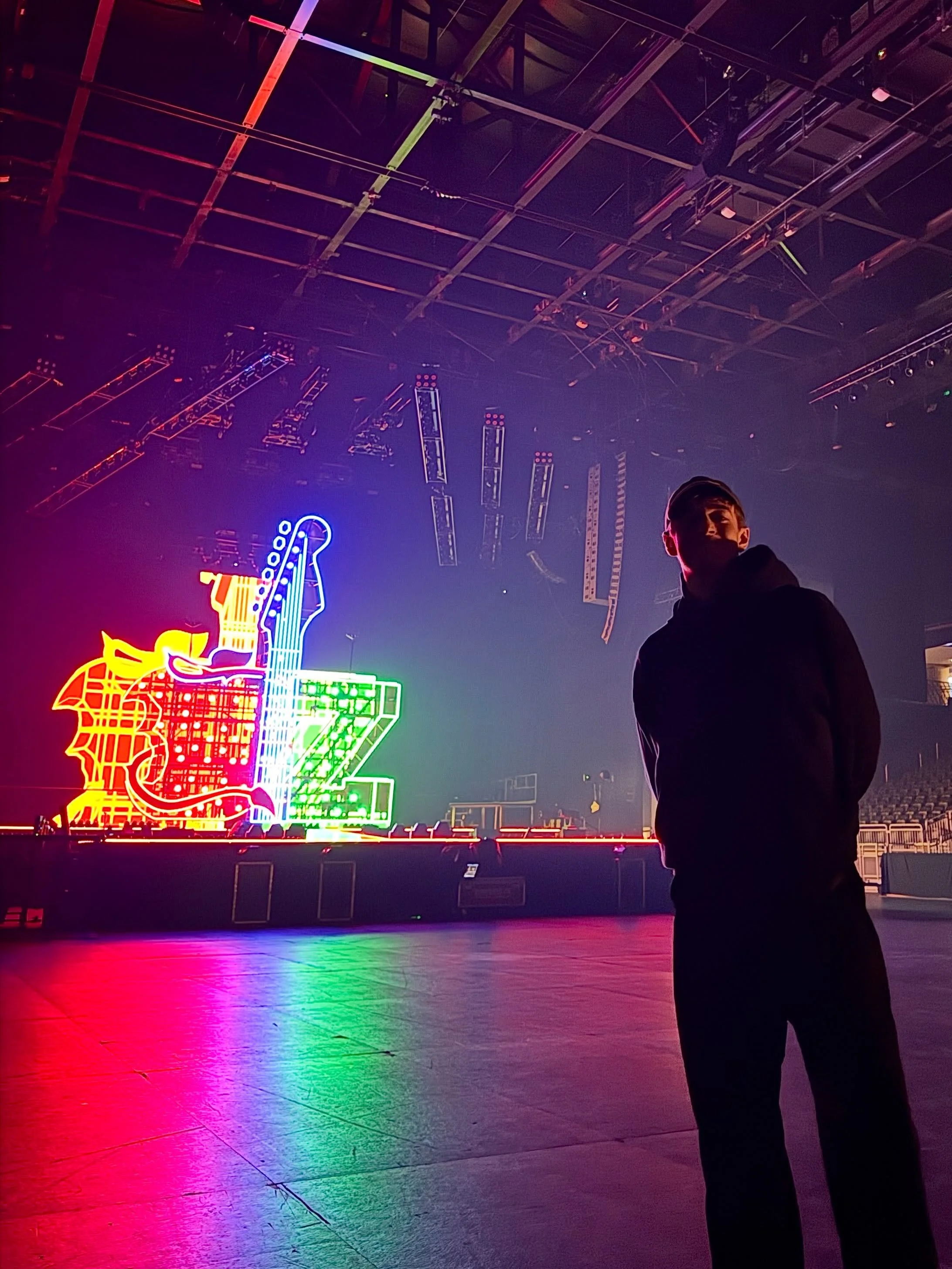 what a treat spending the past two months working on @disneyconcerts Worlds Collide Tour 🌟✨

feeling very grateful for @scottynguyen_ and @ragonmiller for the incredible opportunity to assist, surrounded by an insanely talented group of artists 🫂🫶