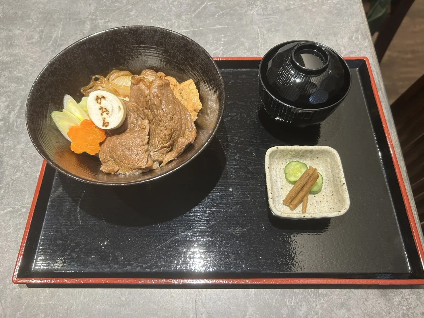（ランチ）和牛すき丼.jpg