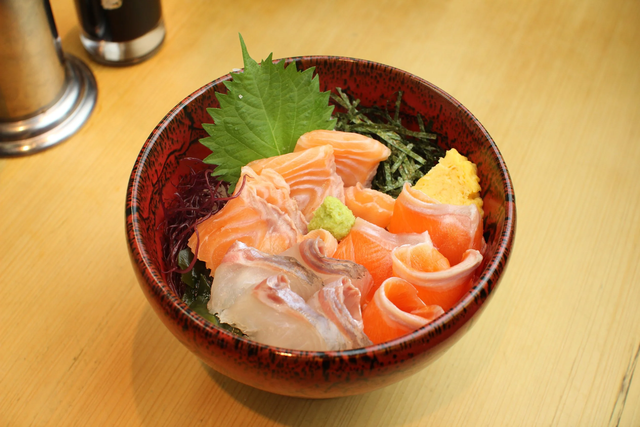 サーモン三種食べ比べ丼.JPG