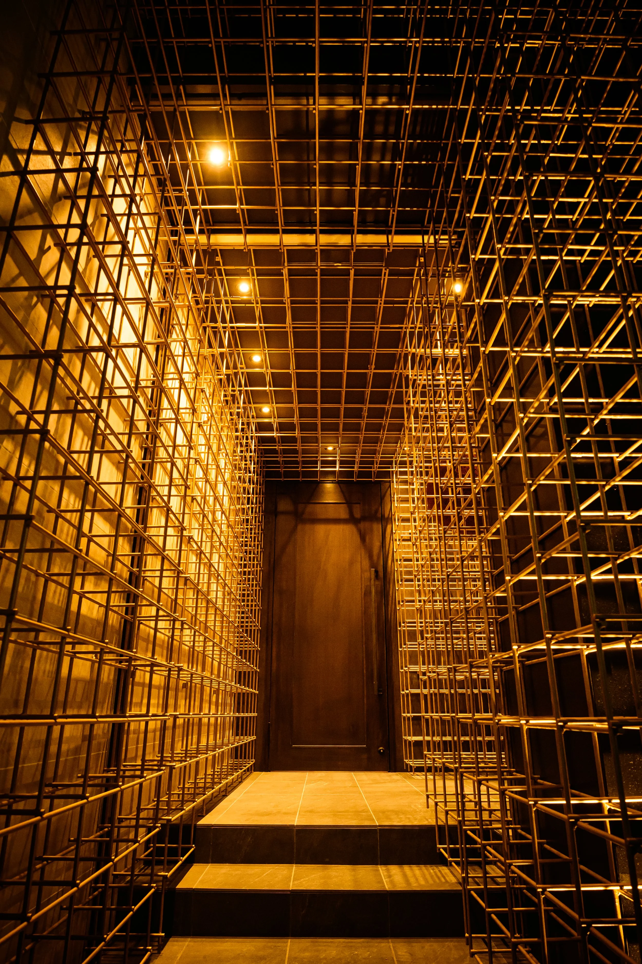 店舗写真②【正面玄関】.jpg