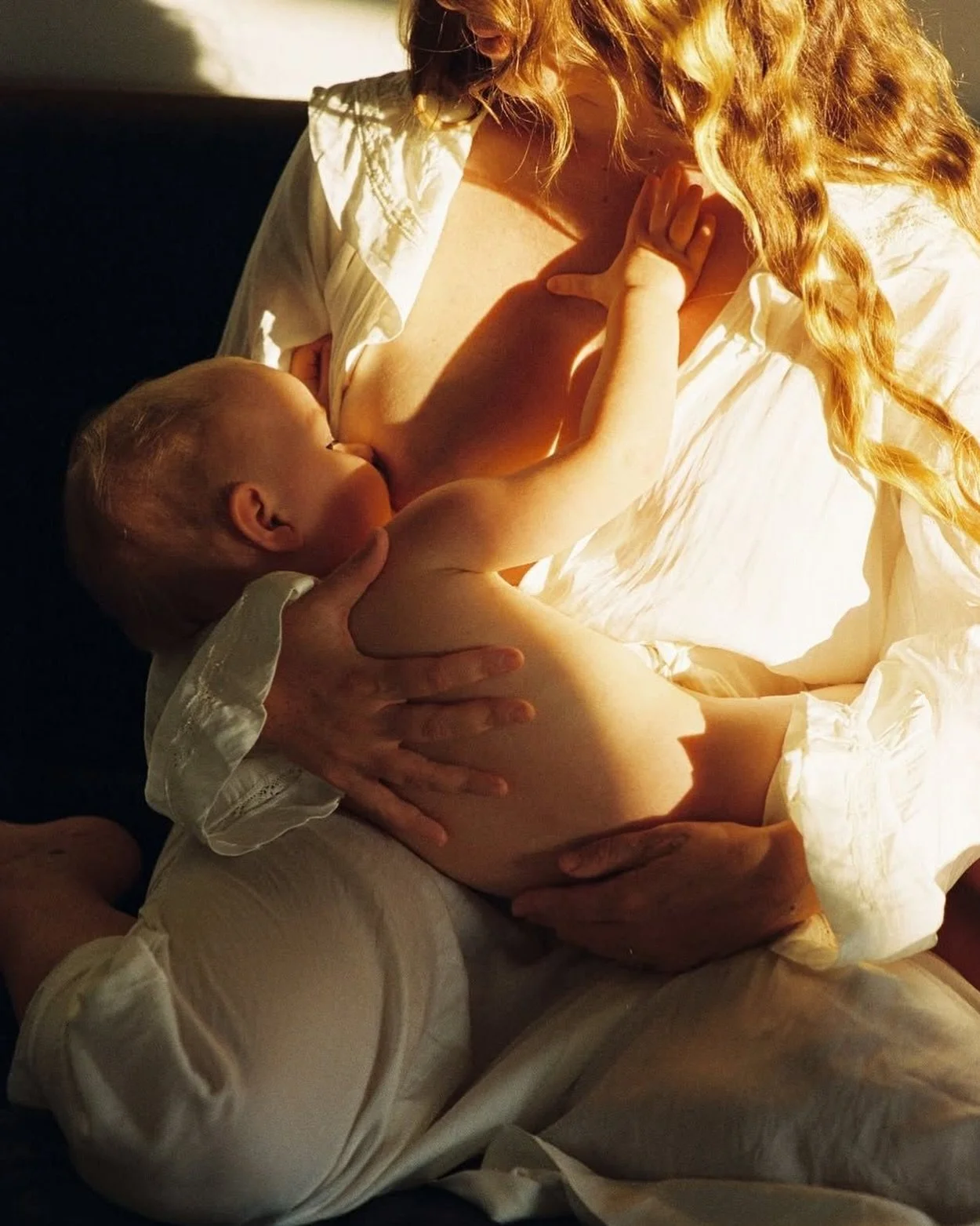 La lact&agrave;ncia est&agrave; envoltada de mites: &lsquo;no tens prou llet&rsquo;, &lsquo;aix&ograve; &eacute;s dolent&rsquo;, &lsquo;el teu nad&oacute; es queda amb gana&rsquo;.

A Maiai t&rsquo;ajudem a diferenciar mites de realitat i t&rsquo;ofe