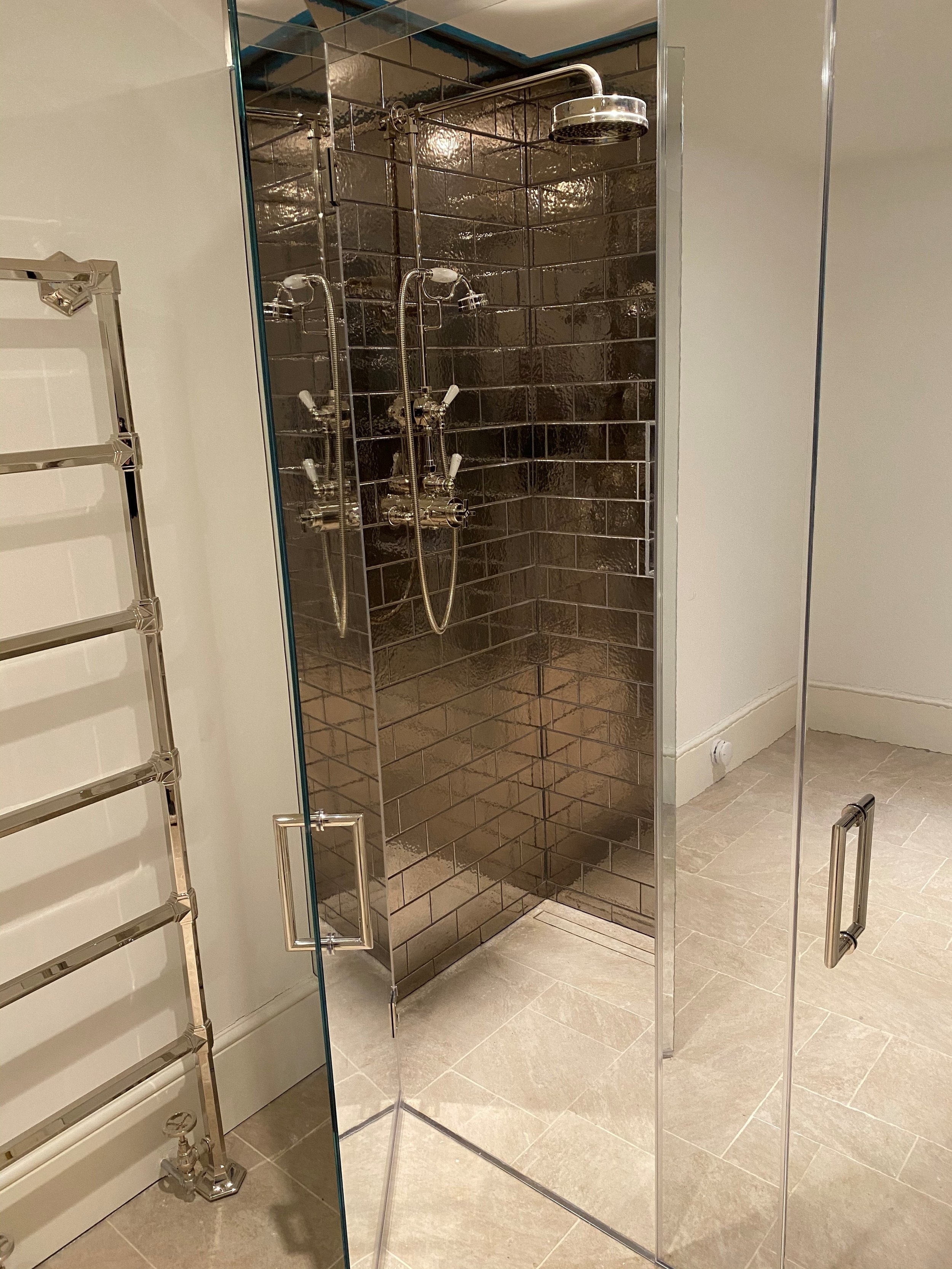 Printed silver mirror shower