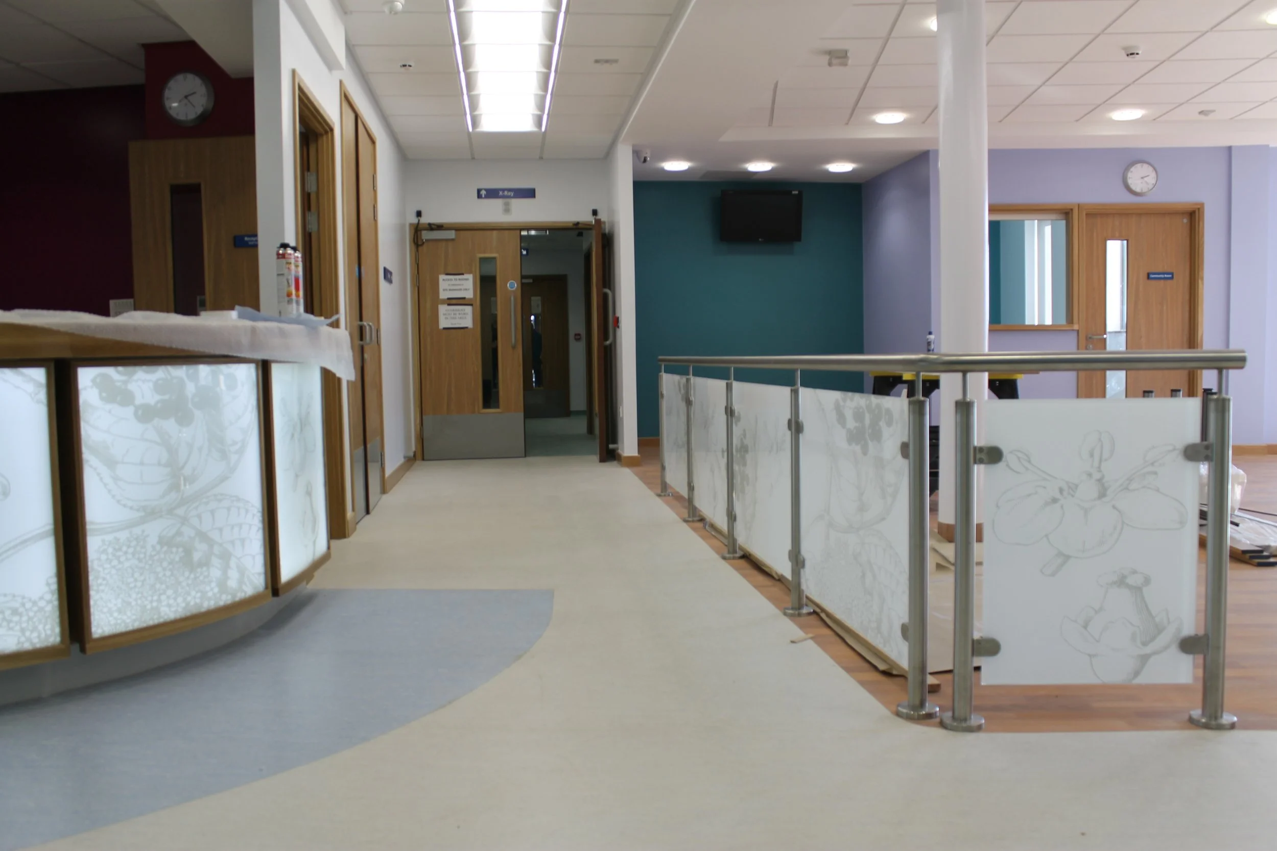 Cotswold Hospital glass balustrade