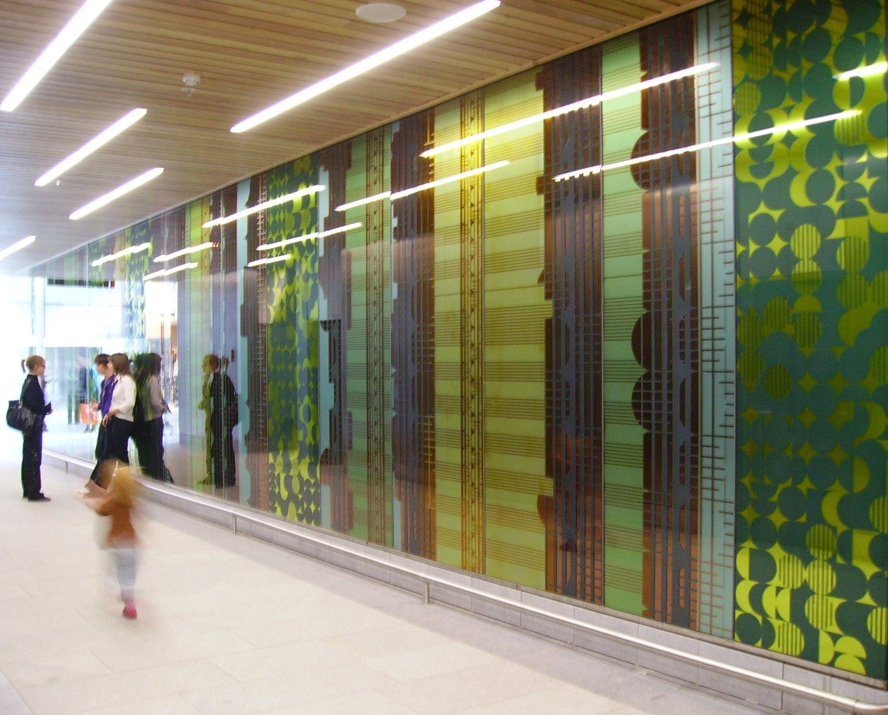Large-scale Architectural Glass