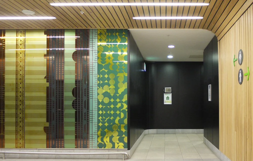 Screen printed mirror and enamel glass wall