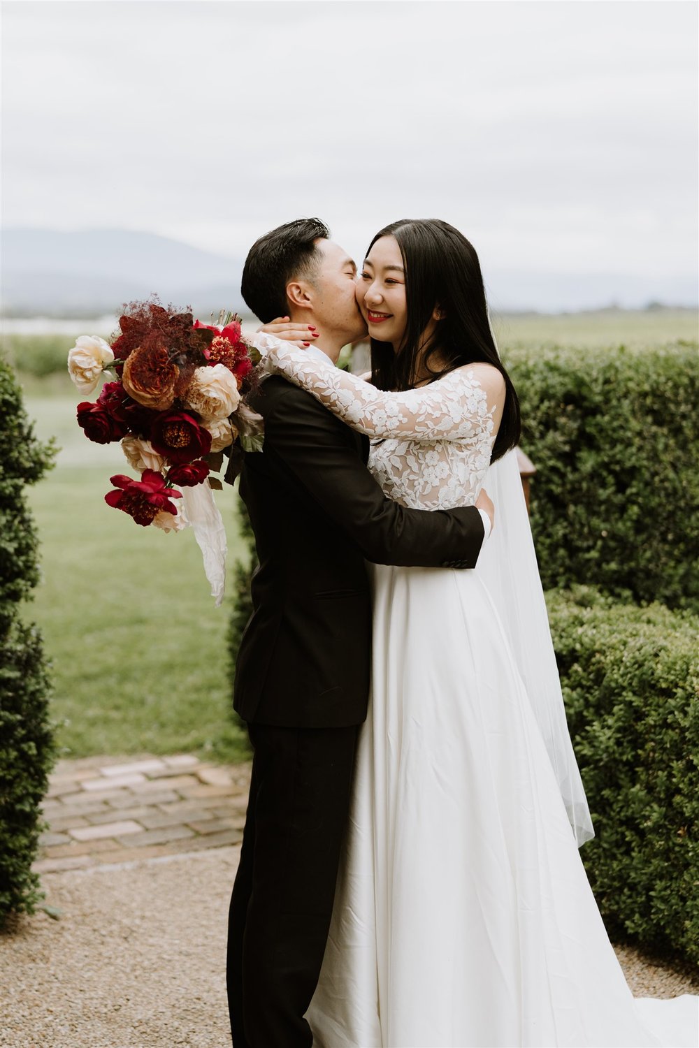 Stones of the Yarra Valley | Ceremony Flowers