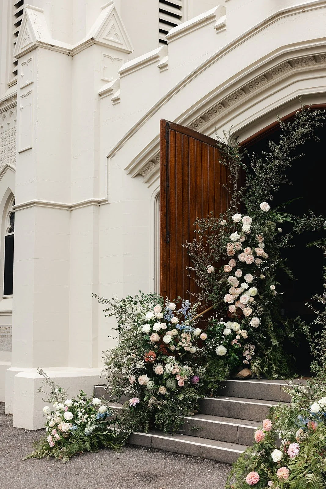 Shannan Griffiths Photography candid and romantic wedding photographer-4689.jpg