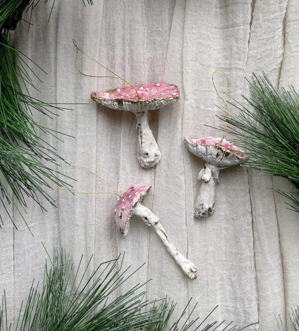 The Beginning of a Holiday Tradition — Paper Mushrooms in Watercolour