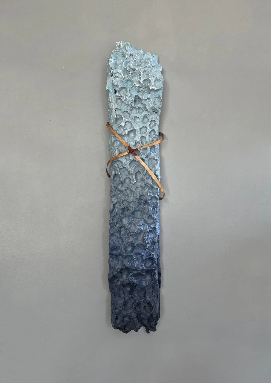 'Sonate'
gemengde techniek op foam en metaal
15 x 8 x 80 cm