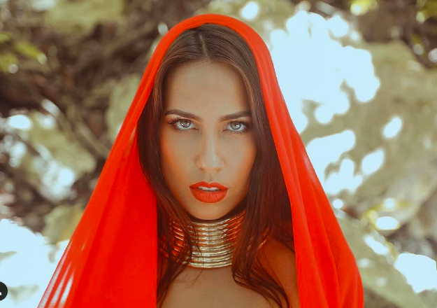 Stephani - Boca Raton, Fl.png