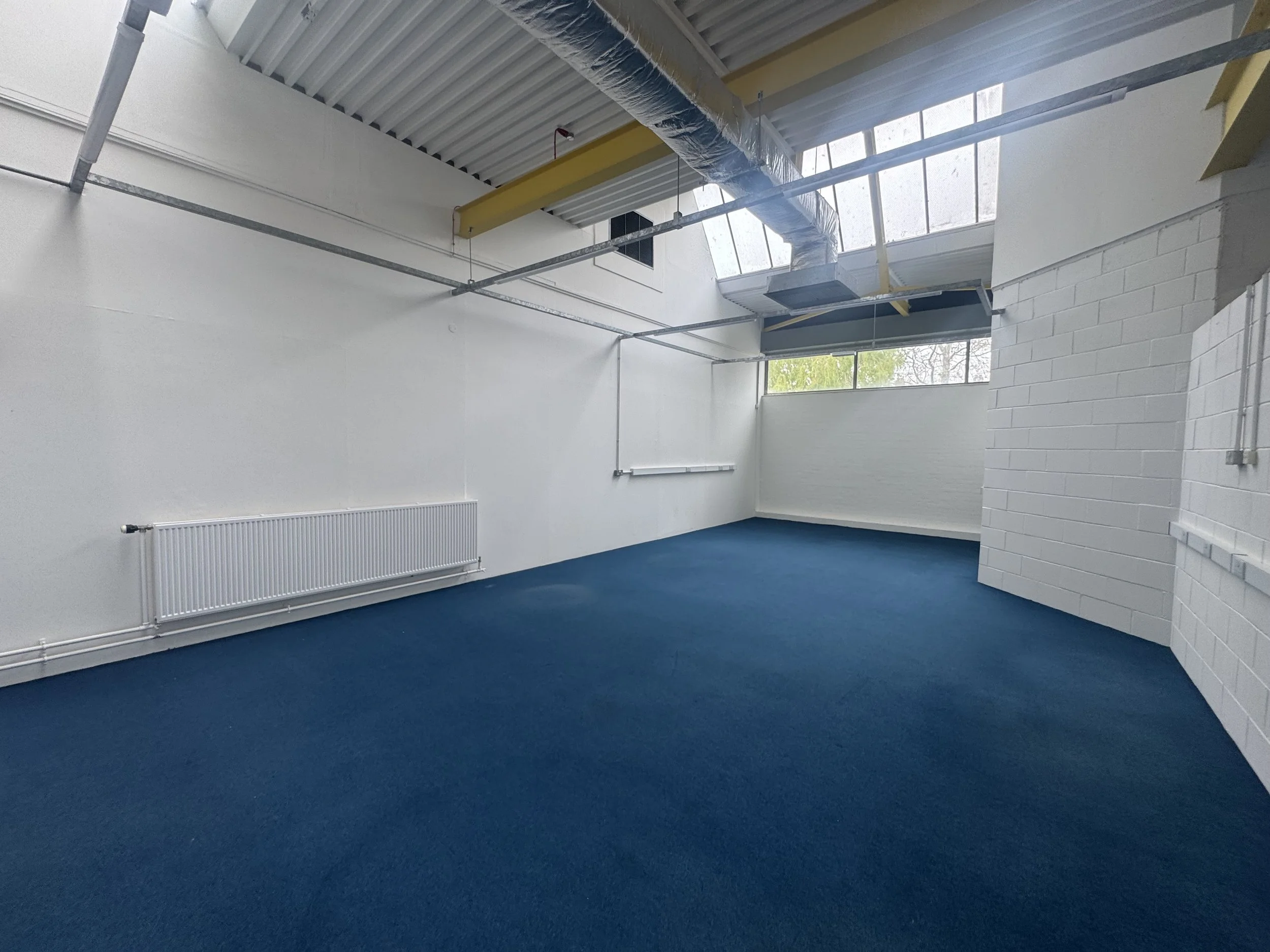 Office 11, HQ Business Centre