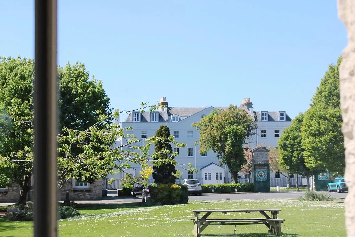 A little sneak peek at one of our upcoming available units! More details coming very soon&hellip;..

#officewithaview #officespaceplymouth #workspace #comingsoon #businessowners