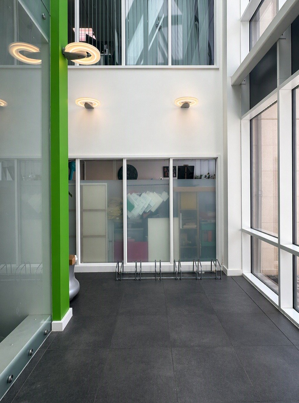 🚲 New at Genesis! 🚲

We've installed a secure indoor bike rack to make cycling to work easier for our tenants. 🙌

Combined with shower facilities, excellent bus links and a walkable location close to Plymouth city centre, Genesis is designed to su