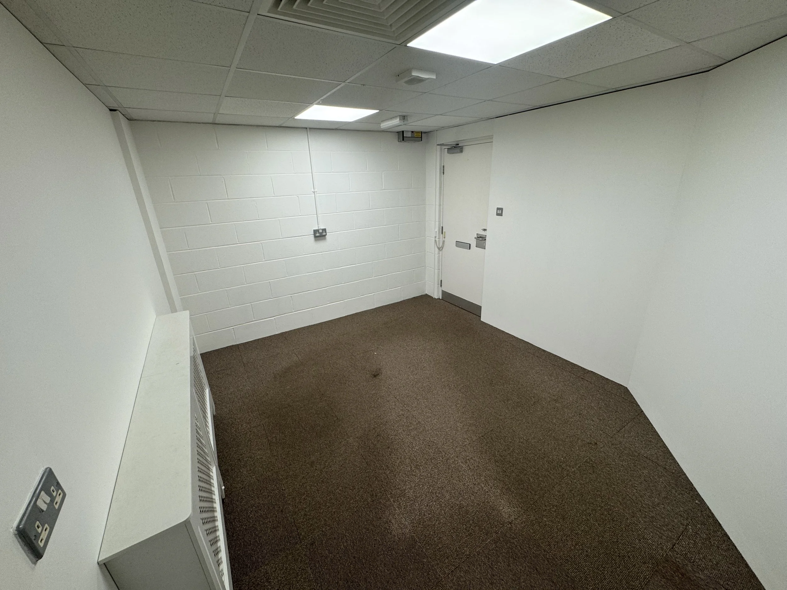 Office 29, HQ Business Centre