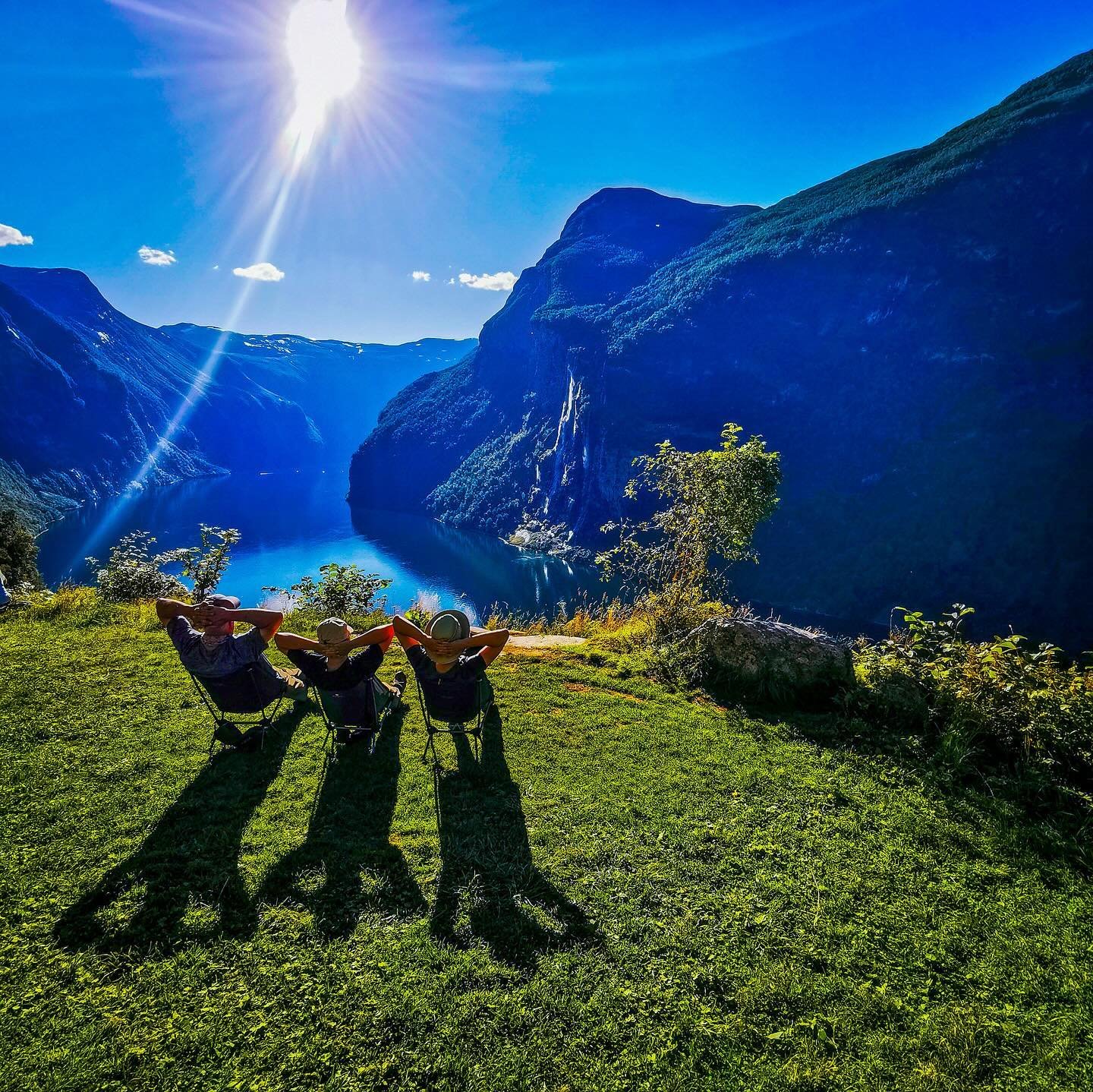 🇳🇴Norway awaits this Summer!🌞 Kick off your sandals and let&rsquo;s go sailing from June 20th to September&rsquo;s end! 

⛵️We&rsquo;re offering three tailor-made journeys between 6 and 8 days, each crafted for those who love to mix relaxation wit