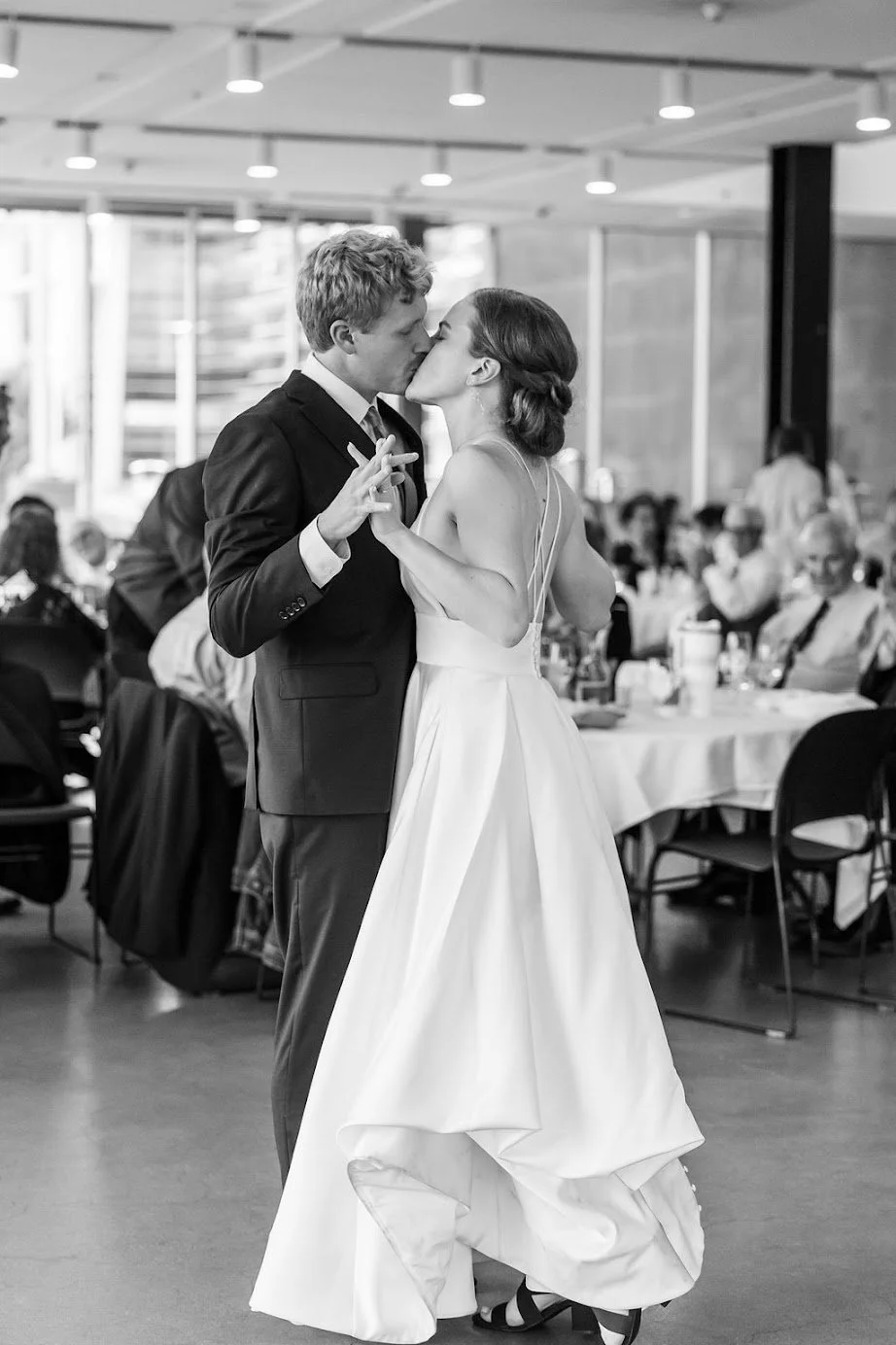 FarrandWedding-Dancing-76.jpg