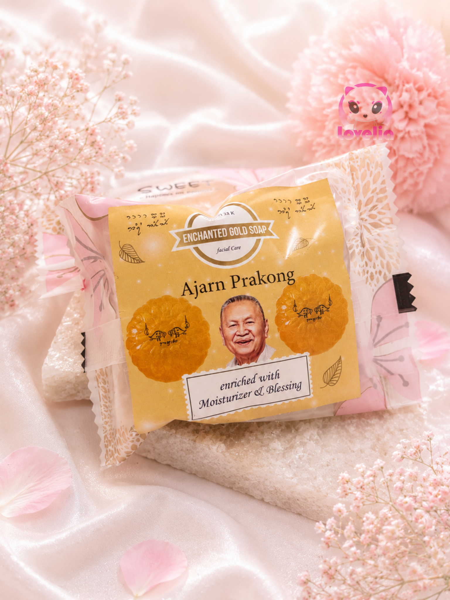 AJ PraKong Enchanted Gold Soap