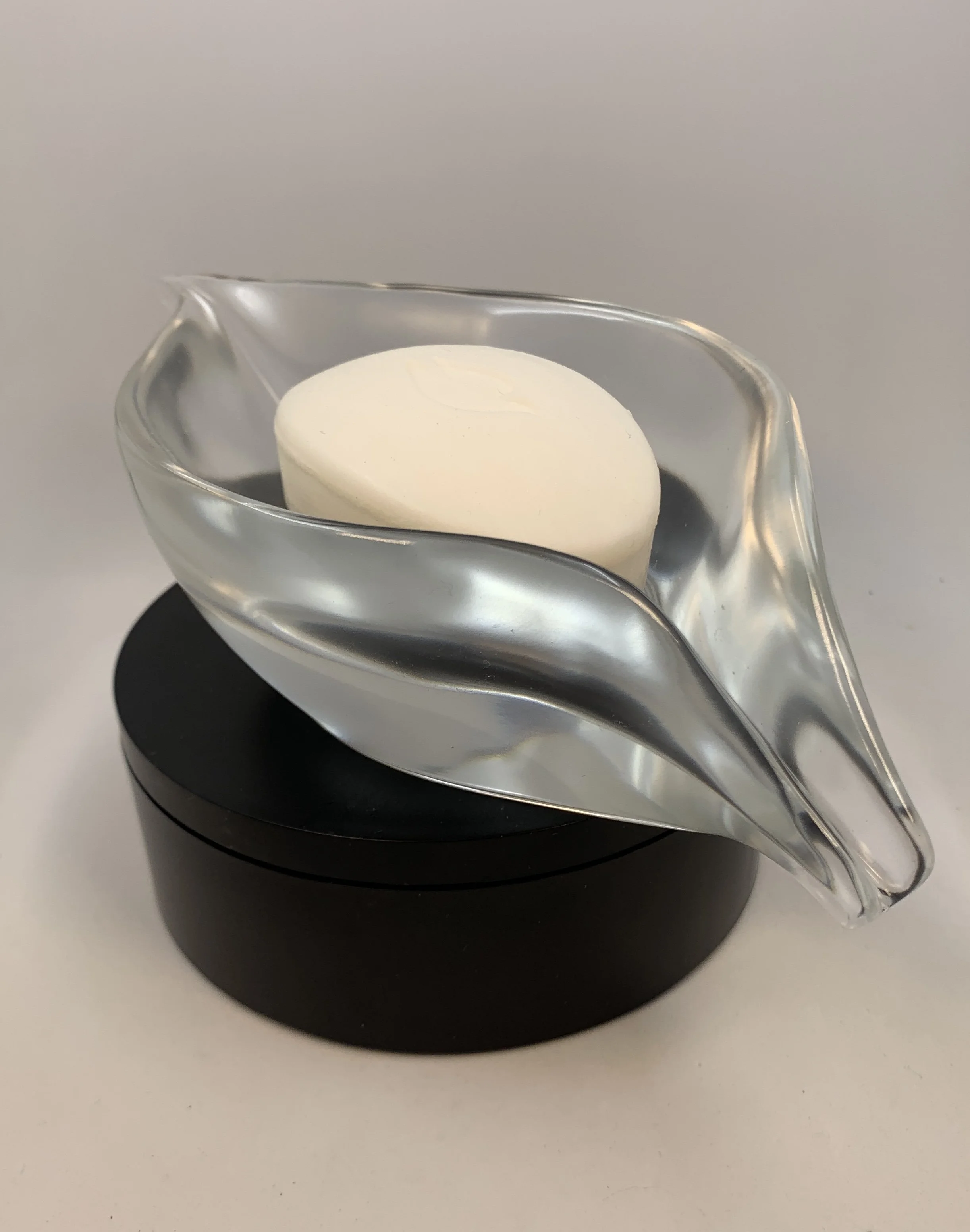 Self-draining Soapdish