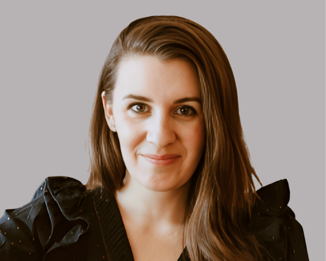 Hilary Davis of The Bravest Path