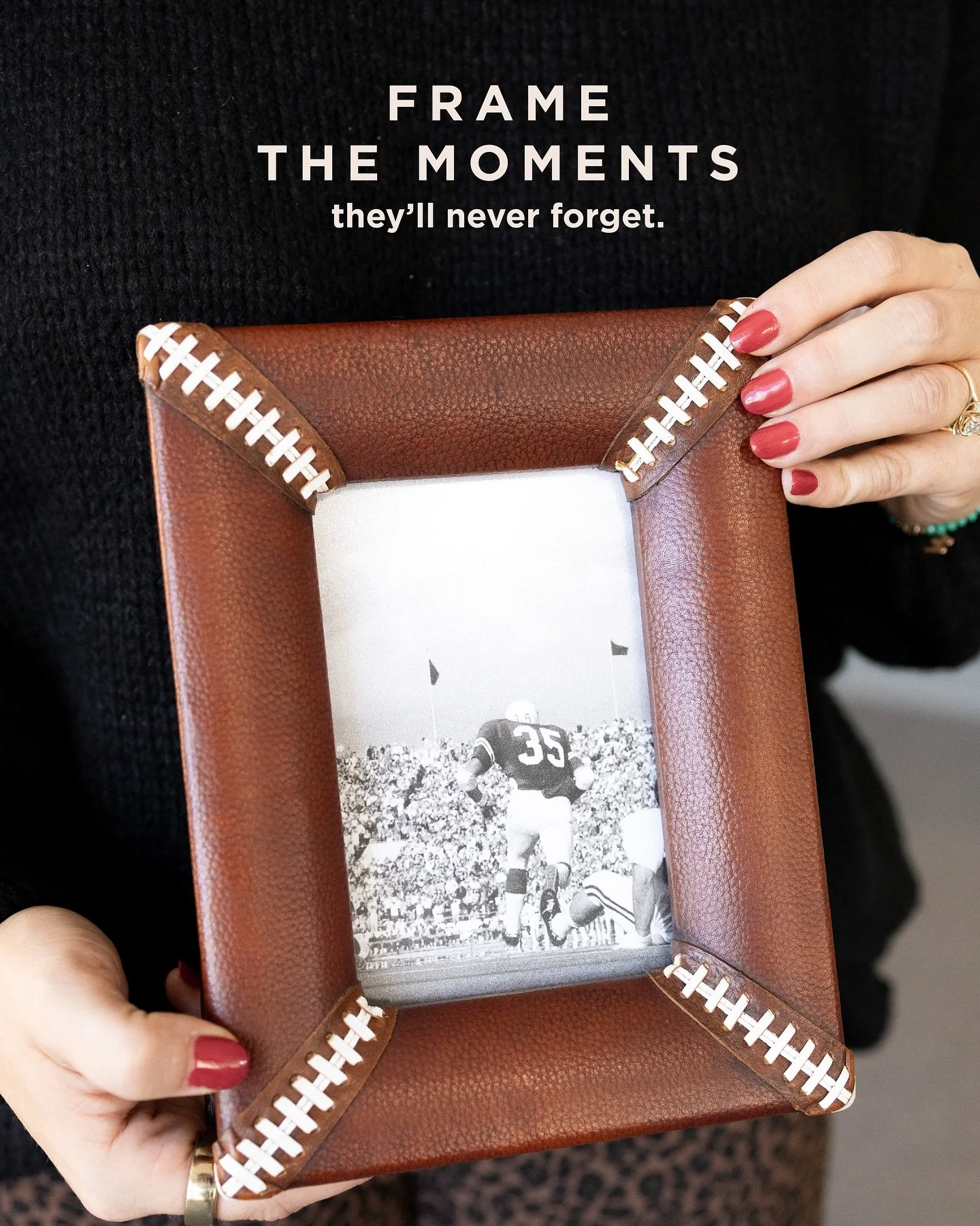 The holidays are coming, and it&rsquo;s the perfect time to frame the memories that make your home feel complete.

From family photos to heirloom art and festive prints, our custom framing helps preserve the moments you&rsquo;ll want to display year 