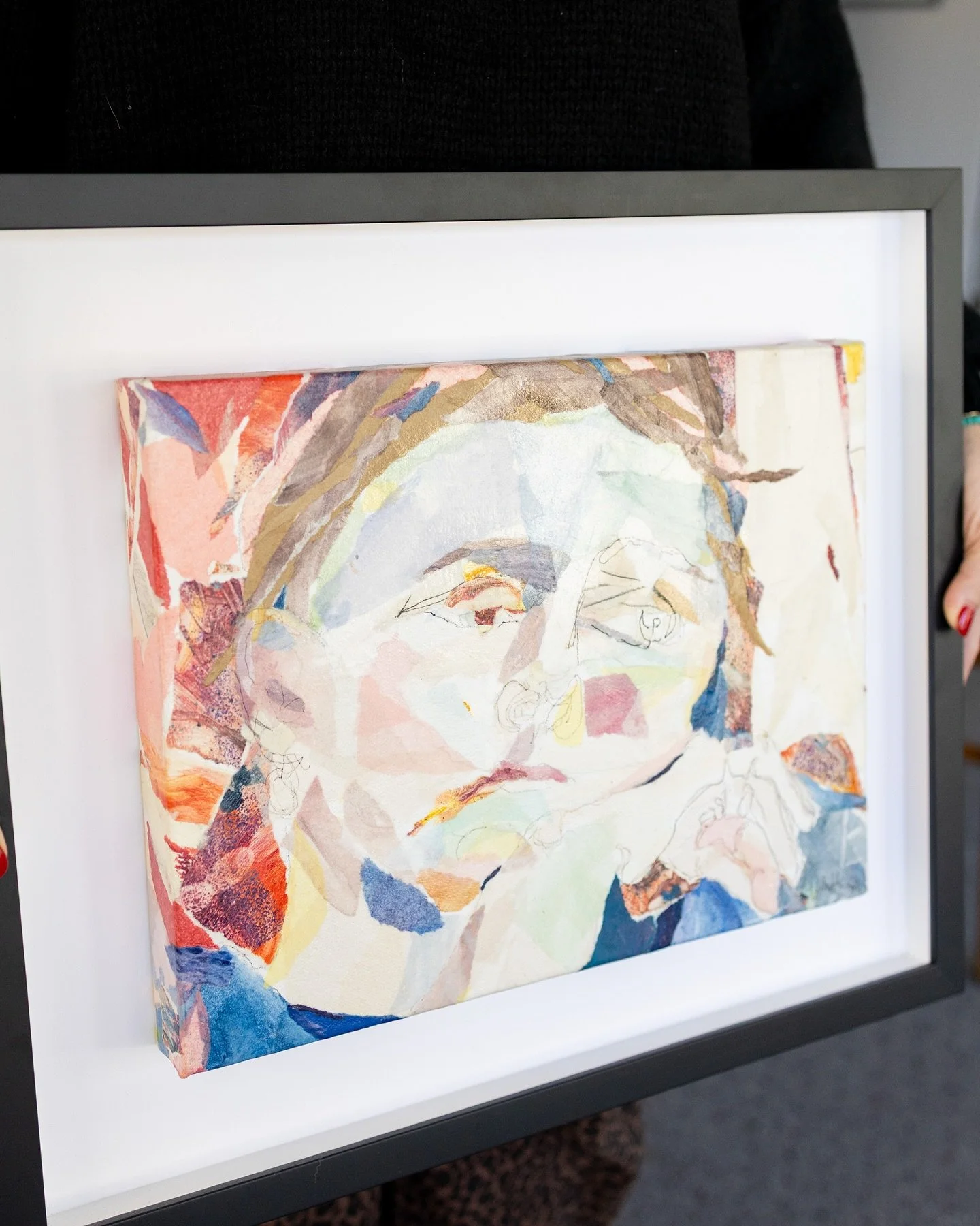 Where creativity meets craftsmanship.

This abstract face by artist Lesley Hammerick was collaged from pieces created early in her career, then finished in a gallery-style frame that gives the work a fresh, modern presence. A beautiful reminder that 