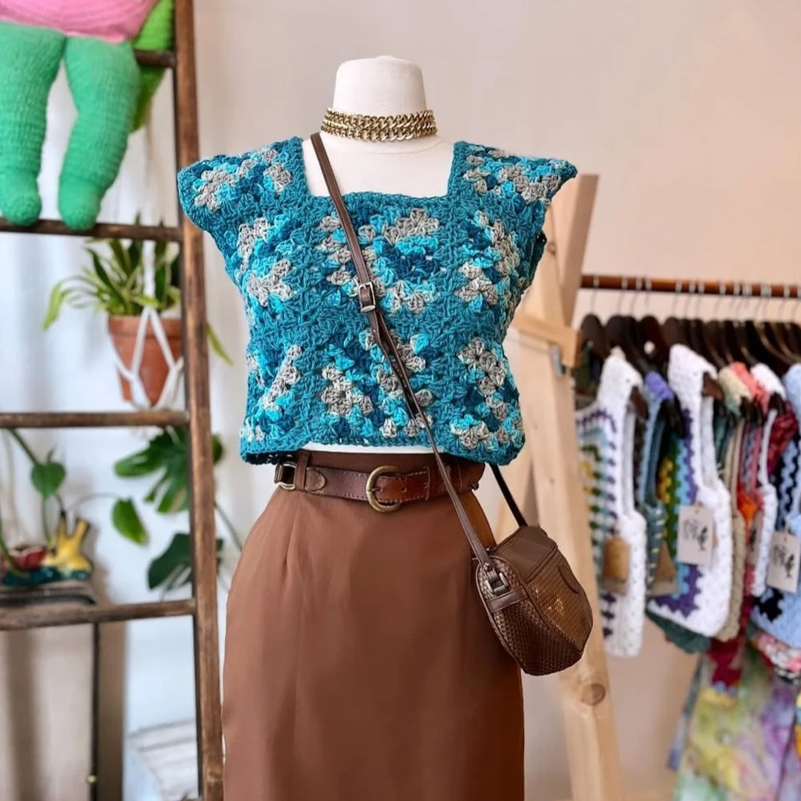 FISHTOWN CREATIONS
@kelseyloucksphoto 
Kelsey&rsquo;s crocheted crops and cardigans always caught our customers eyes. (say that 10 times!) The colors, the patterns, the cuts&hellip;they won people over time and time again. While Fishtown Creations mi