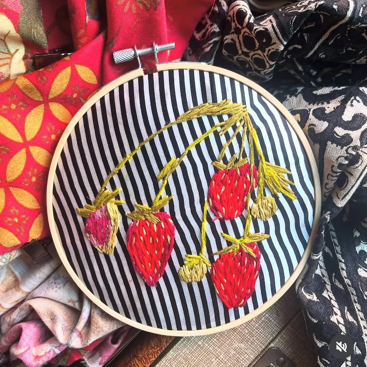 LESISMORE 
@lesismore894
Leslie creates whimsy and fun with her embroidery creations. Whether a thrifted beanie or vintage fabric embroidery hoop, her work is as playful as it is inspiring. You can find her doing all sorts of creative things in Pitts