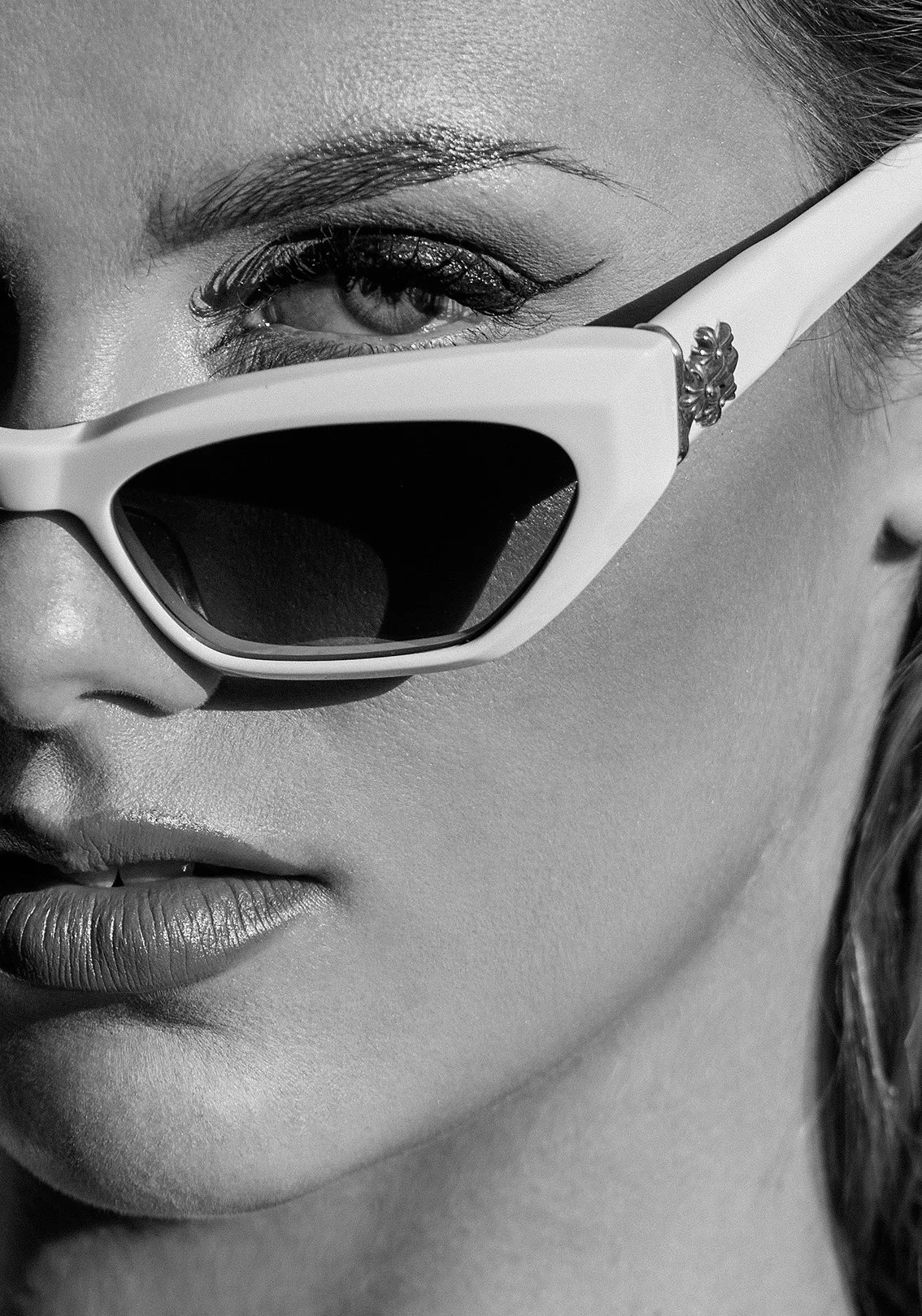 20250310-@EmilyLab_250310CHeyewear0241+ copyb.jpg