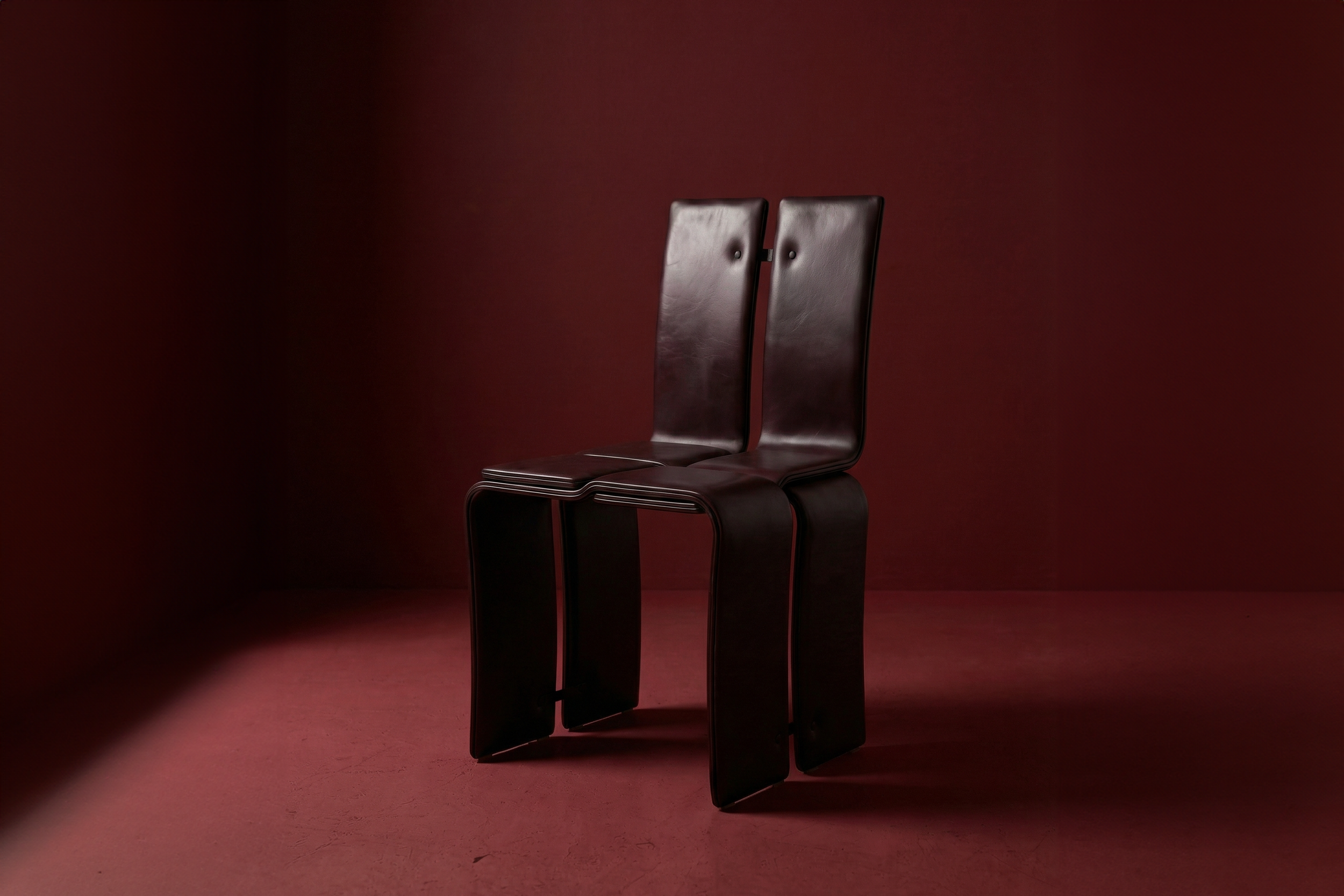 WEAVING CHAIR - DEEP OXBLOOD 