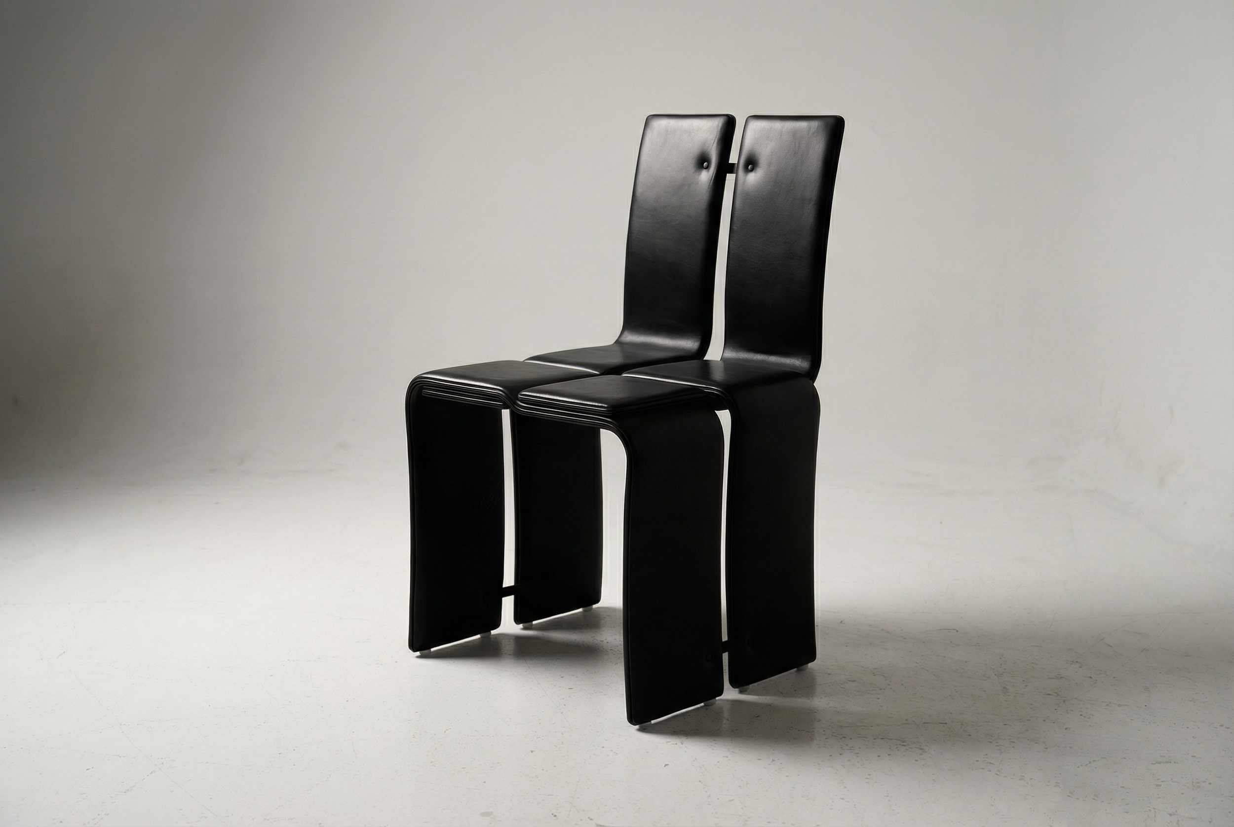WEAVING CHAIR - BLACK LEATHER