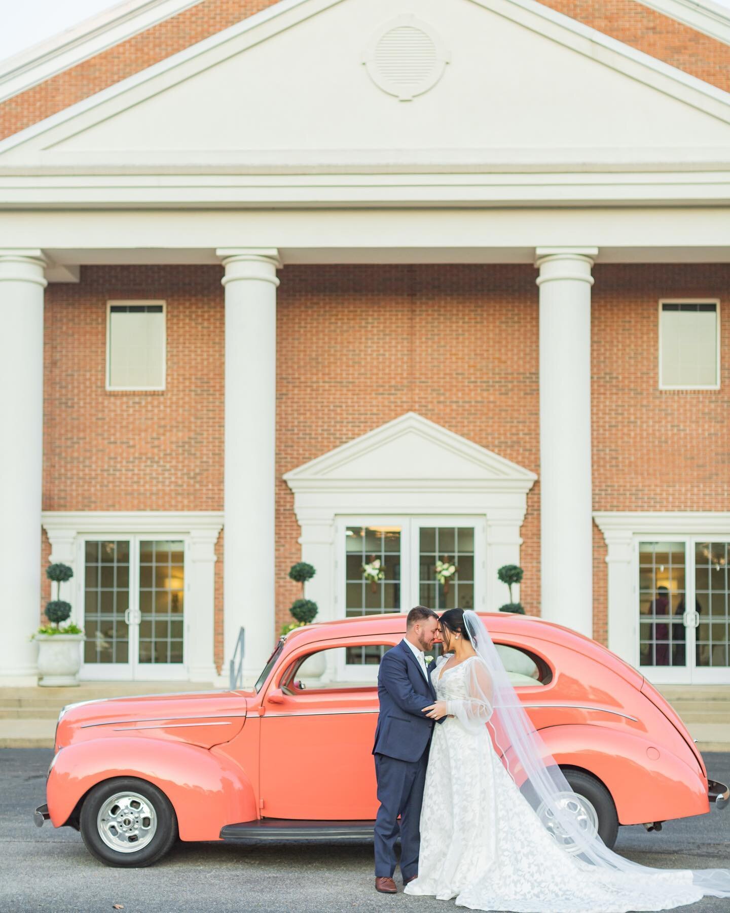 Happy to share a glimpse into this wedding day 🤍

Madison + Hayden&rsquo;s day was full of beautiful details + tender moments! 
They shared private vows under the trees, sunset portraits with the most fun car, and I couldn&rsquo;t get over those blu