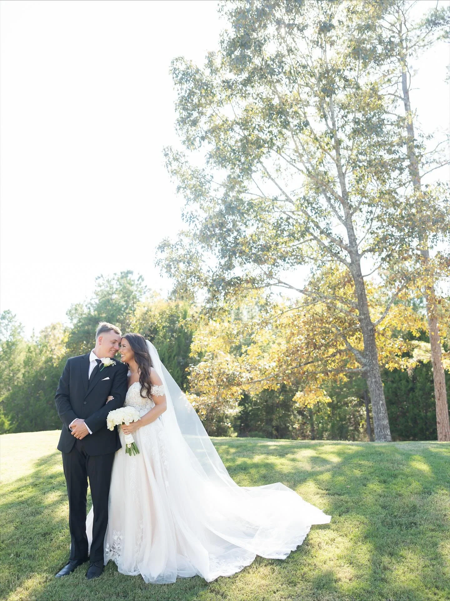 The Taylors🤍 

Sharing their most perfect celebration! Intentional, beautiful and so much fun!! Plus, Finley was the star of the show 🐾

So grateful for Chloe + John! Chloe&rsquo;s vision came to life and she thought of every detail. Seeing their c