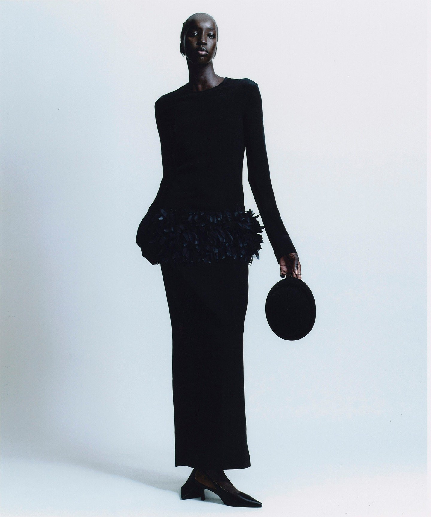 Harper&rsquo;s Bazaar UK - December Issue

EIC @lydiasmag
Photographer @jonathan.arundel.studio
Fashion Editor @hollygorst
Makeup by @fayebluff @agencyofsubstance
Hair @yoshi77miyazaki @saintlukeartists
Model @nyauethriam @milkmodelmanagement
Fa