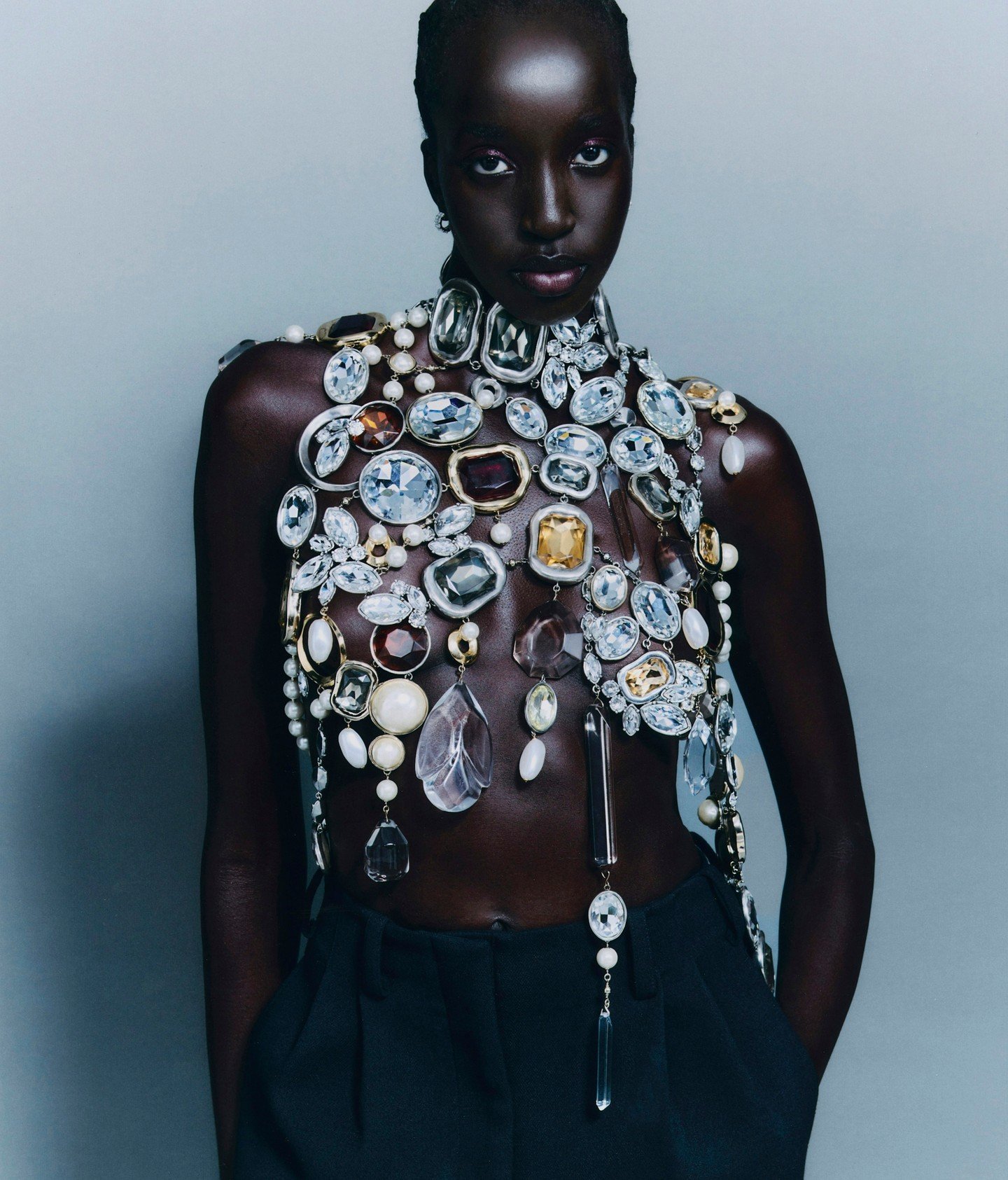 Harper&rsquo;s Bazaar UK - December Issue

EIC @lydiasmag
Photographer @jonathan.arundel.studio
Fashion Editor @hollygorst
Makeup by @fayebluff @agencyofsubstance
Hair @yoshi77miyazaki @saintlukeartists
Model @nyauethriam @milkmodelmanagement
