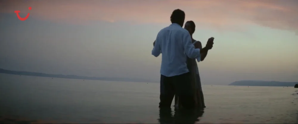 TUI BLUE For All, Tim Boydell DOP