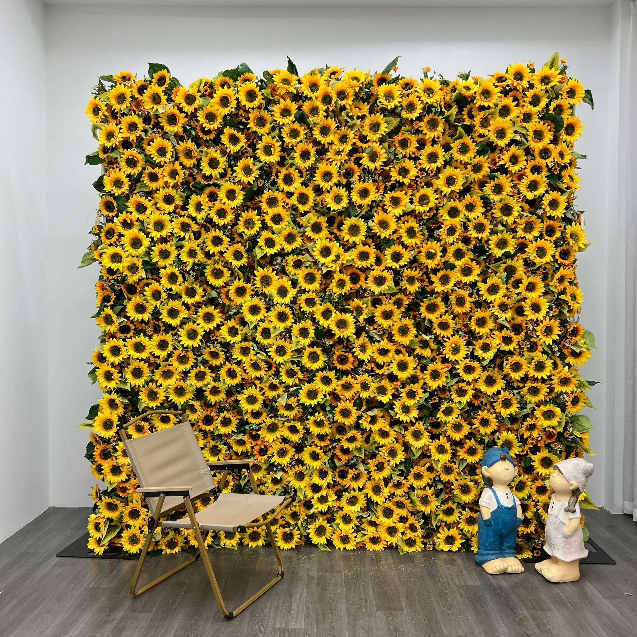 sunflower wall 1.jpg