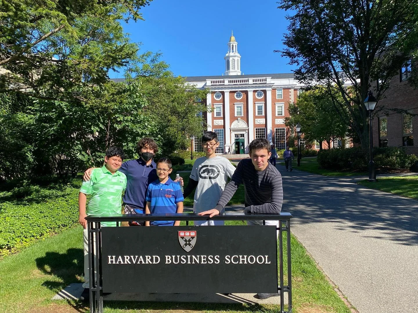 HArvard Busienss School.jpg