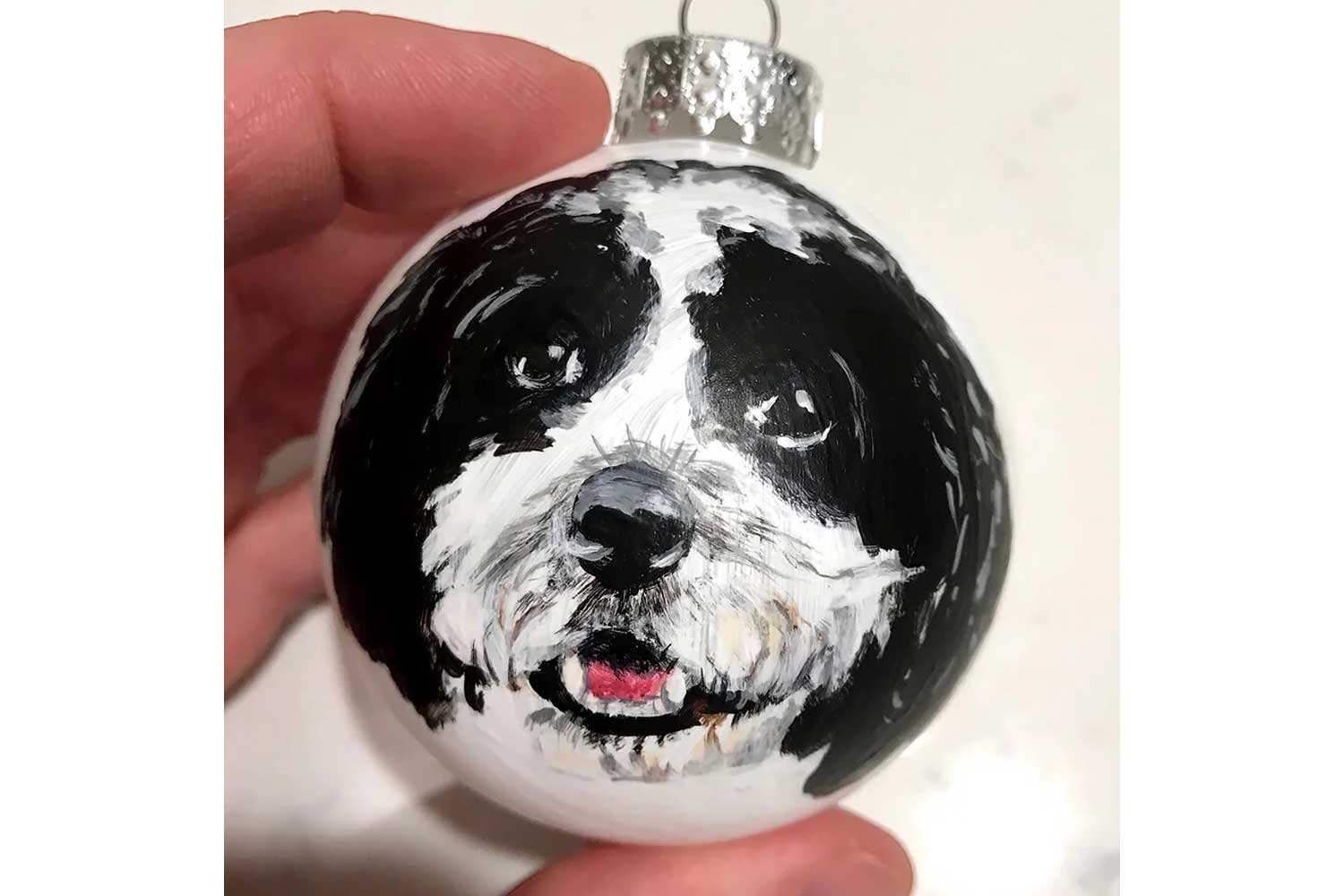 Holly-pet-orn-4.jpg