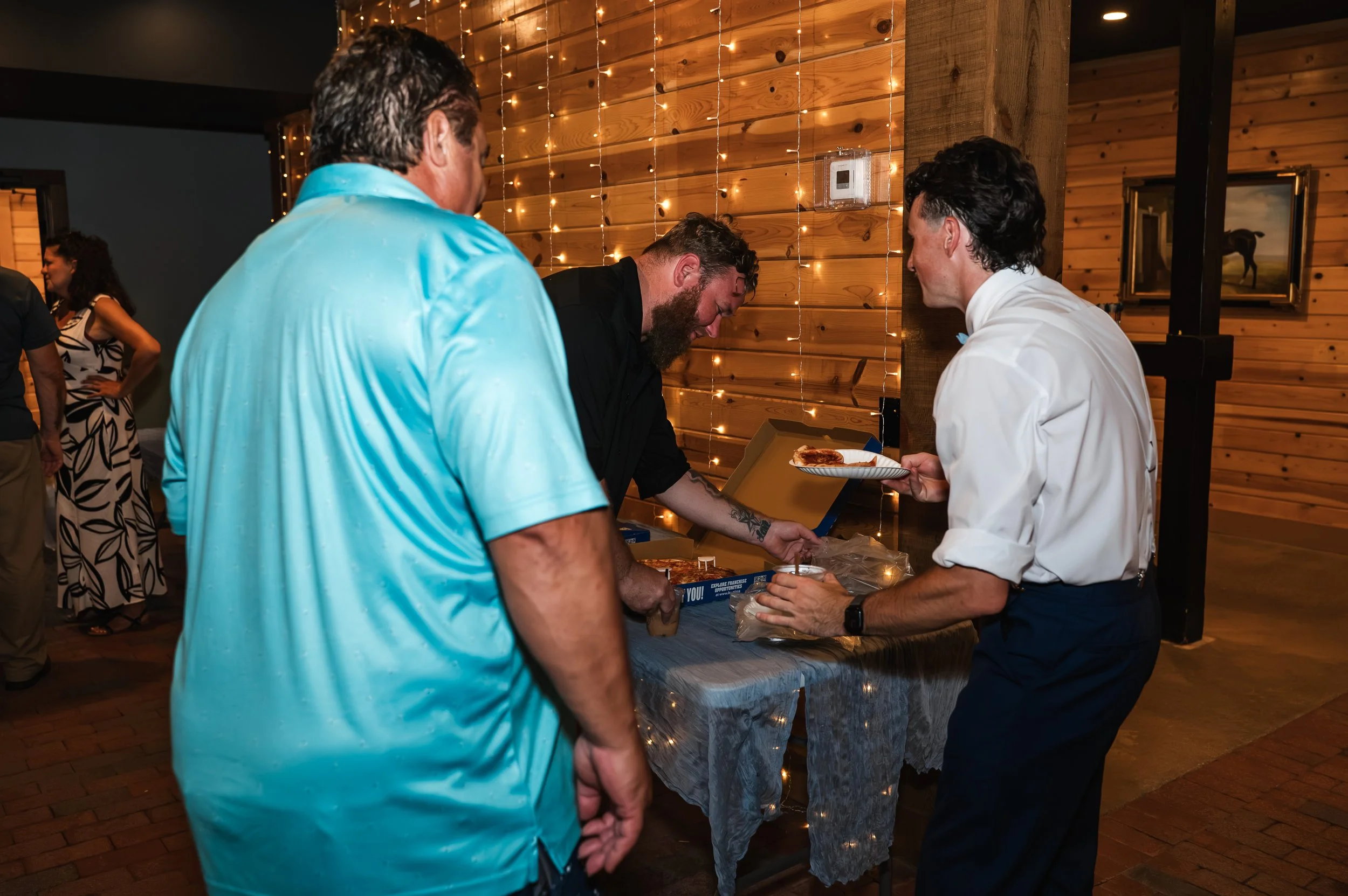 late-night-pizza-gypsy-distillery-wedding.jpg.jpg