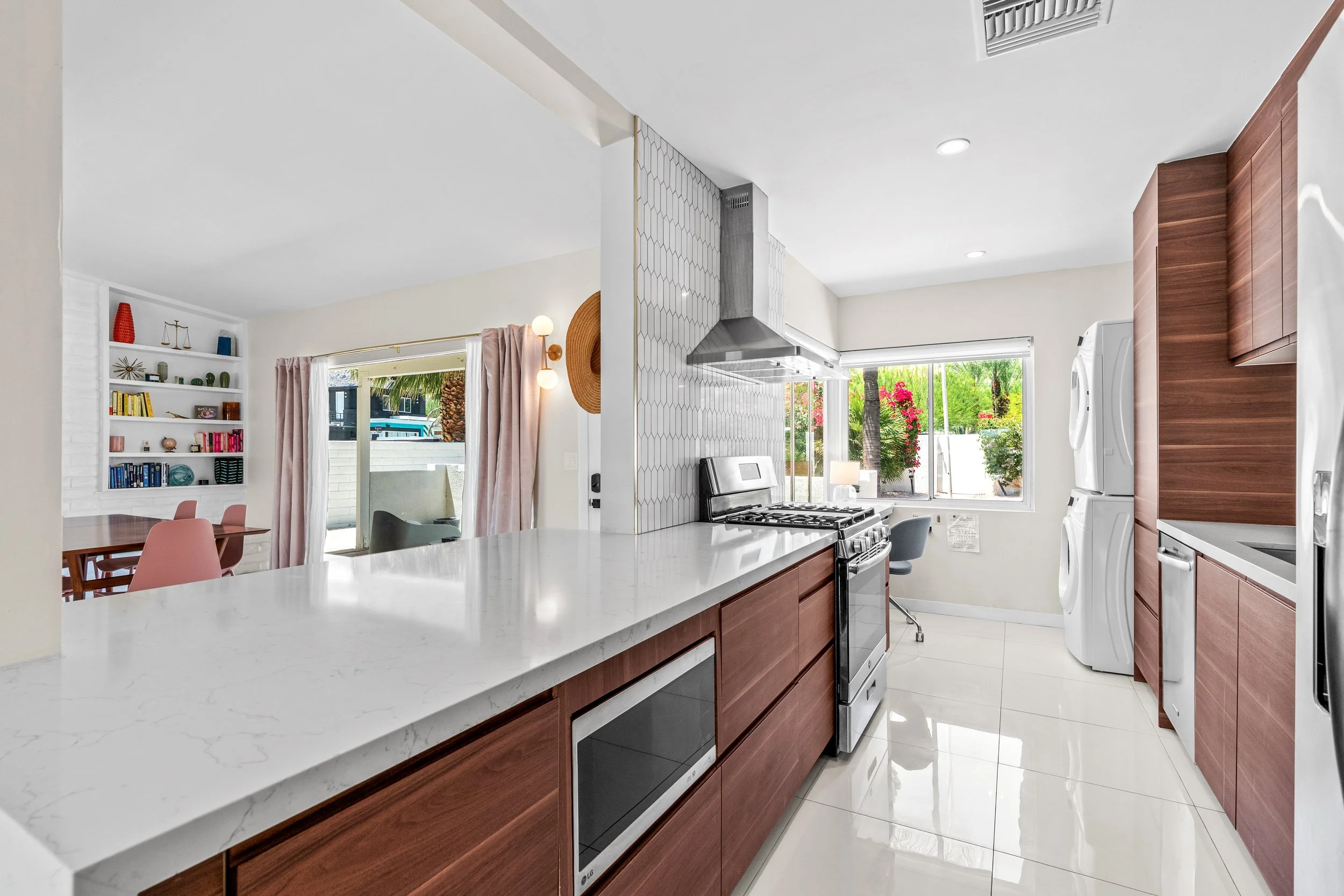 18-2440 N Girasol Ave. -40.jpg