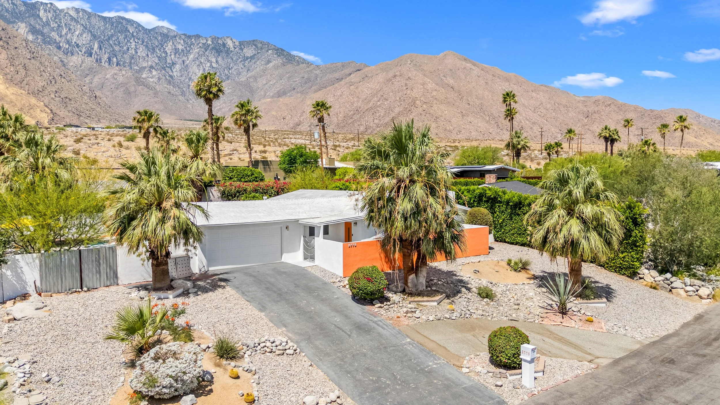 02-2775 N Girasol Ave-18.jpg